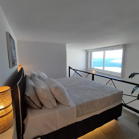 Caldera Serenity - Small Luxury Bed and breakfast 4*